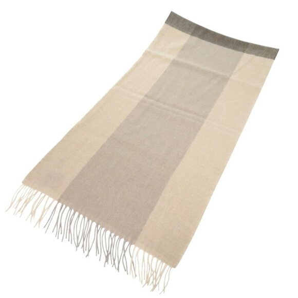 HERMES Cream Scarf - Picture 5 of 7